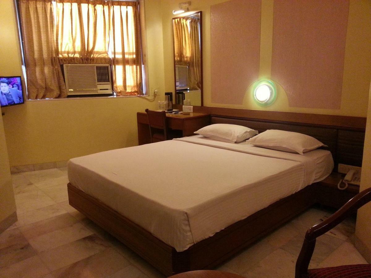 Hotel Ashray International, Sion - Near Bkc Mumbai Exterior foto